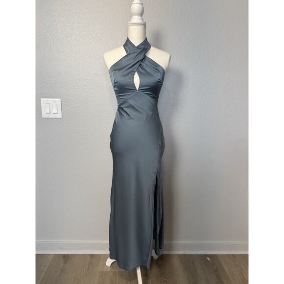 New ASTR Marissa Satin Halter Midi Dress in Dusty Blue Size XS - Picture 3 of 5